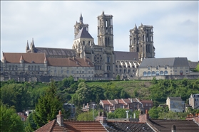 Laon